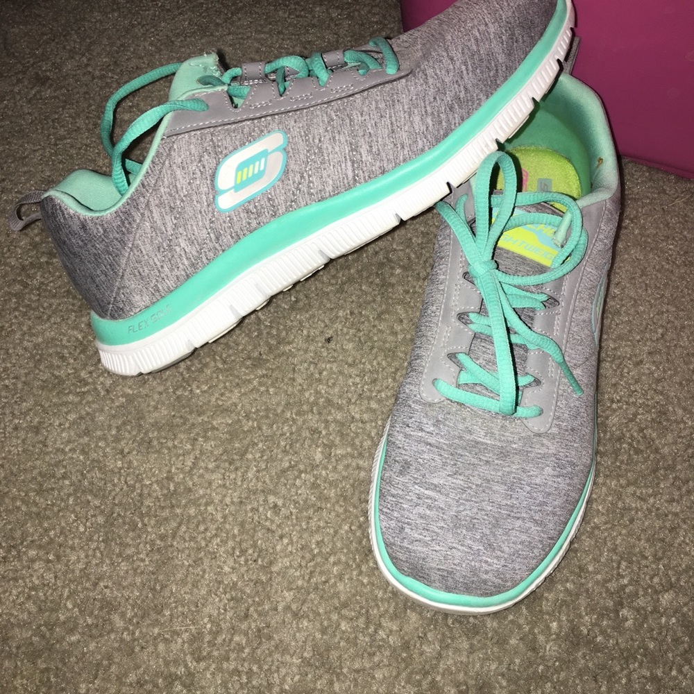 Sketchers running sneakers